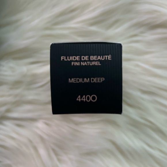 Gucci Fluide de Beauté Fini Natural Foundation Shade 440O BNIB - Picture 2 of 5